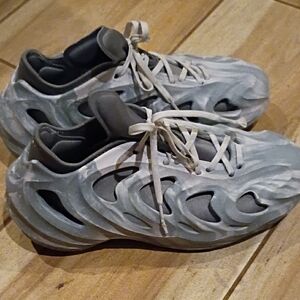 Adidas AdiFOM Q Gray White Shoes Size 9